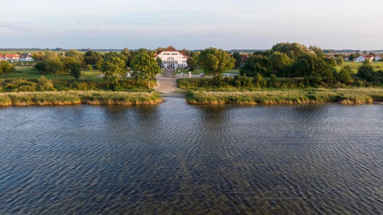 Aedenlife Hotel & Resort Ruegen Trent Exteriör bild