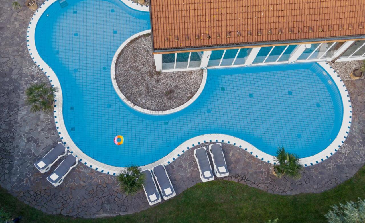Aedenlife Hotel & Resort Ruegen Trent Exteriör bild